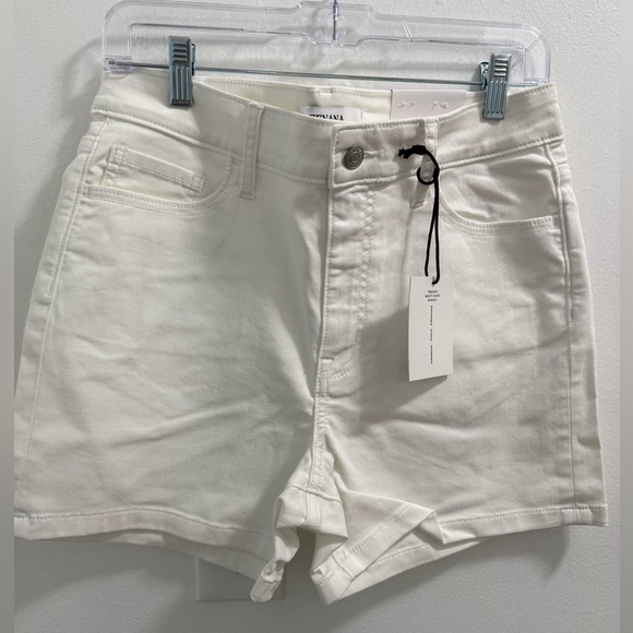Zenana Outfitters Pants - Zenana Outfitters White Women Shorts